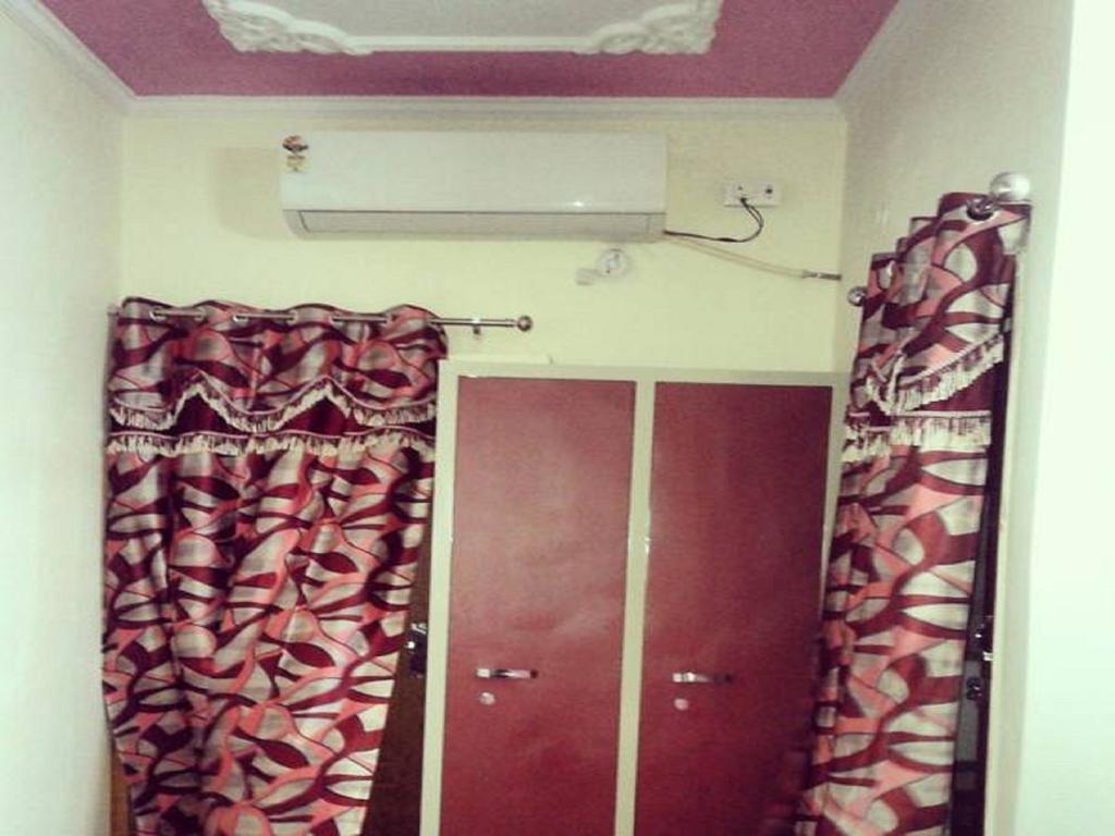 Hotel Jan Jan Tak Dehradun Bilik gambar